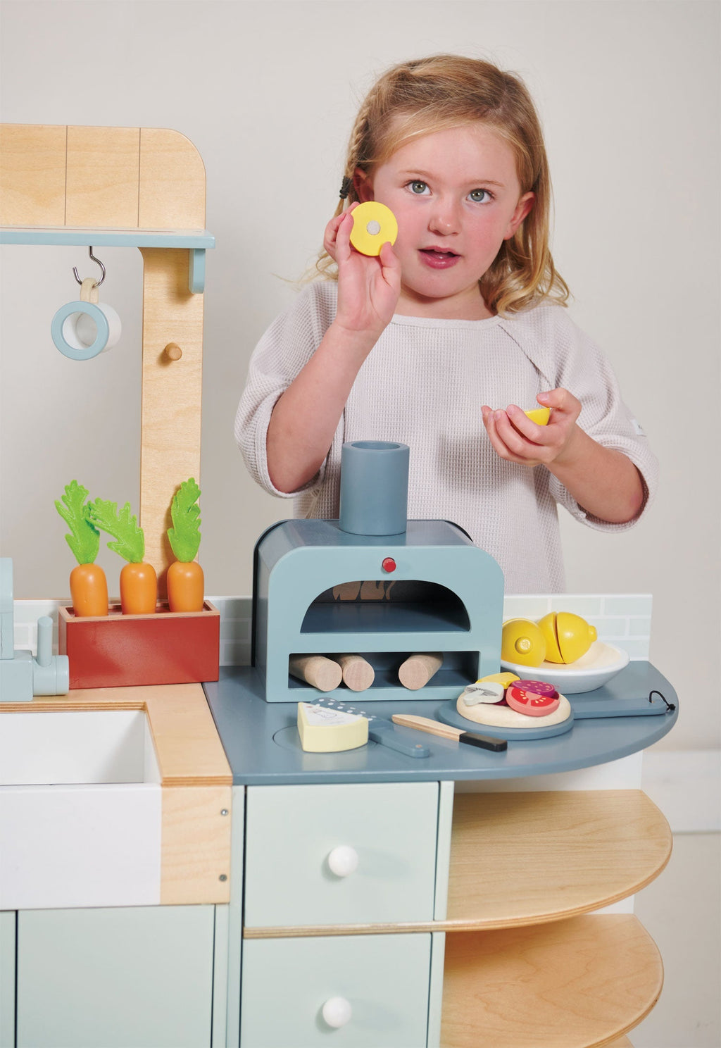 Grand Kitchen