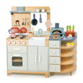 Grand Kitchen