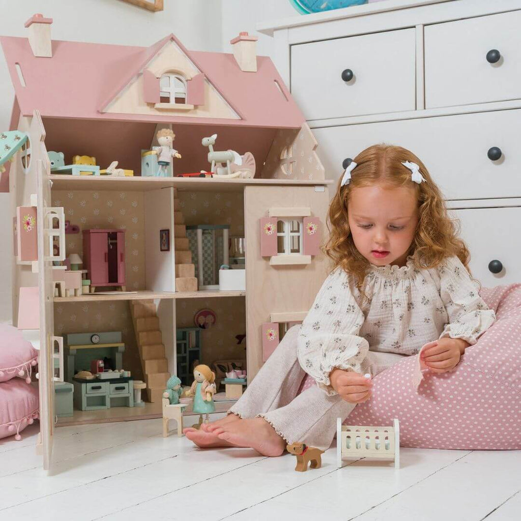 Alouette Wooden Dollhouse